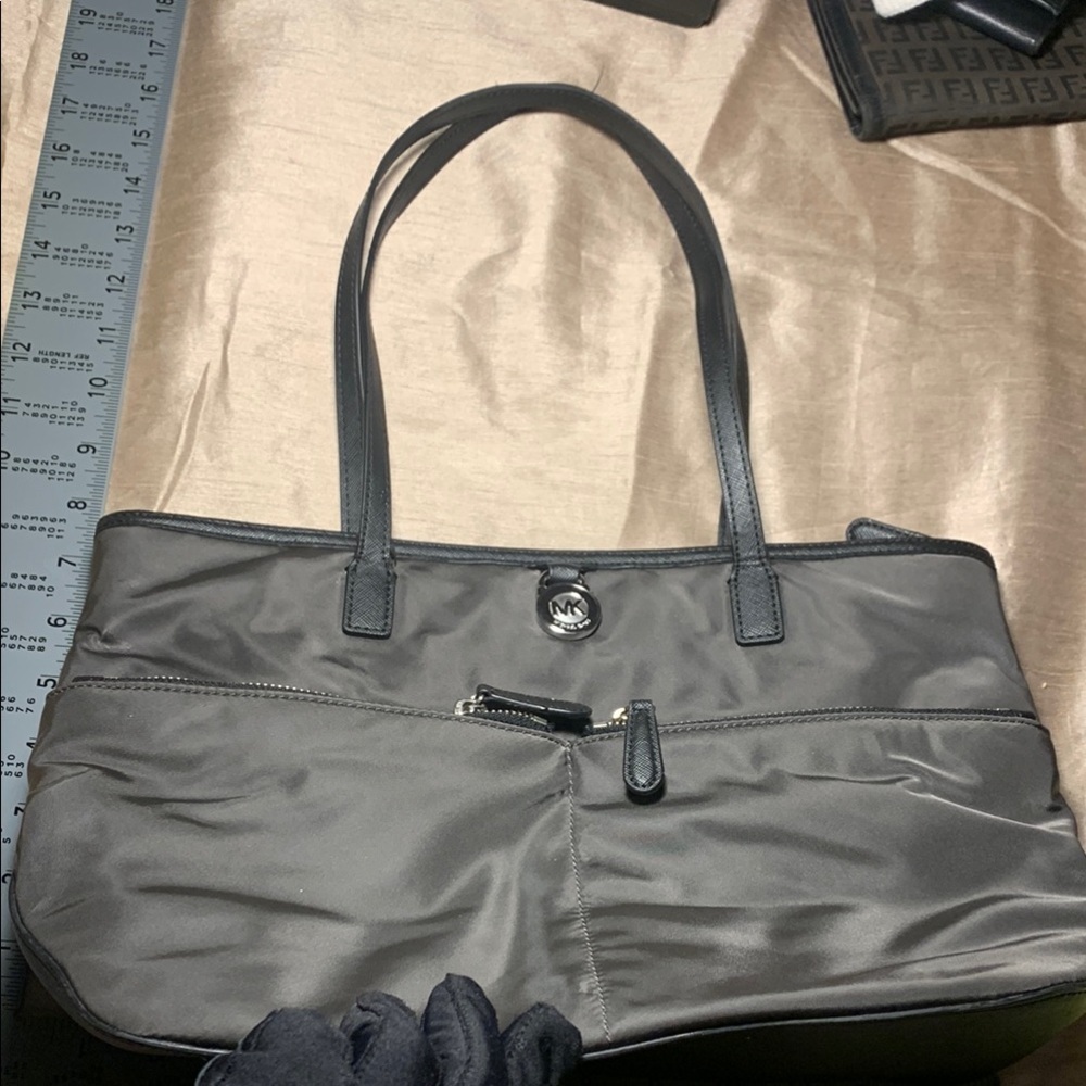 Michael Kors Black Tote GUC